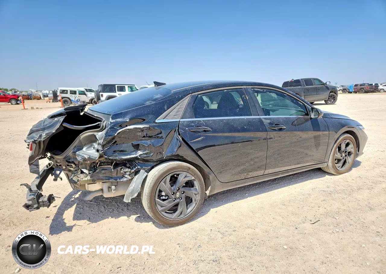 2026 Hyundai Elantra Sel Sport Premium VIN:KMHLS4DG9TU177144 - 3
