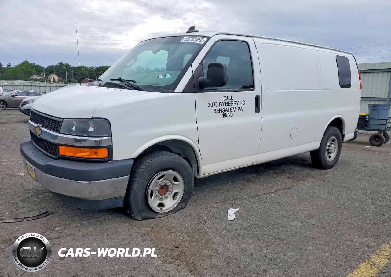 2022 Chevrolet Express G2500 VIN:1GCWGAFP7N1277620 - 1