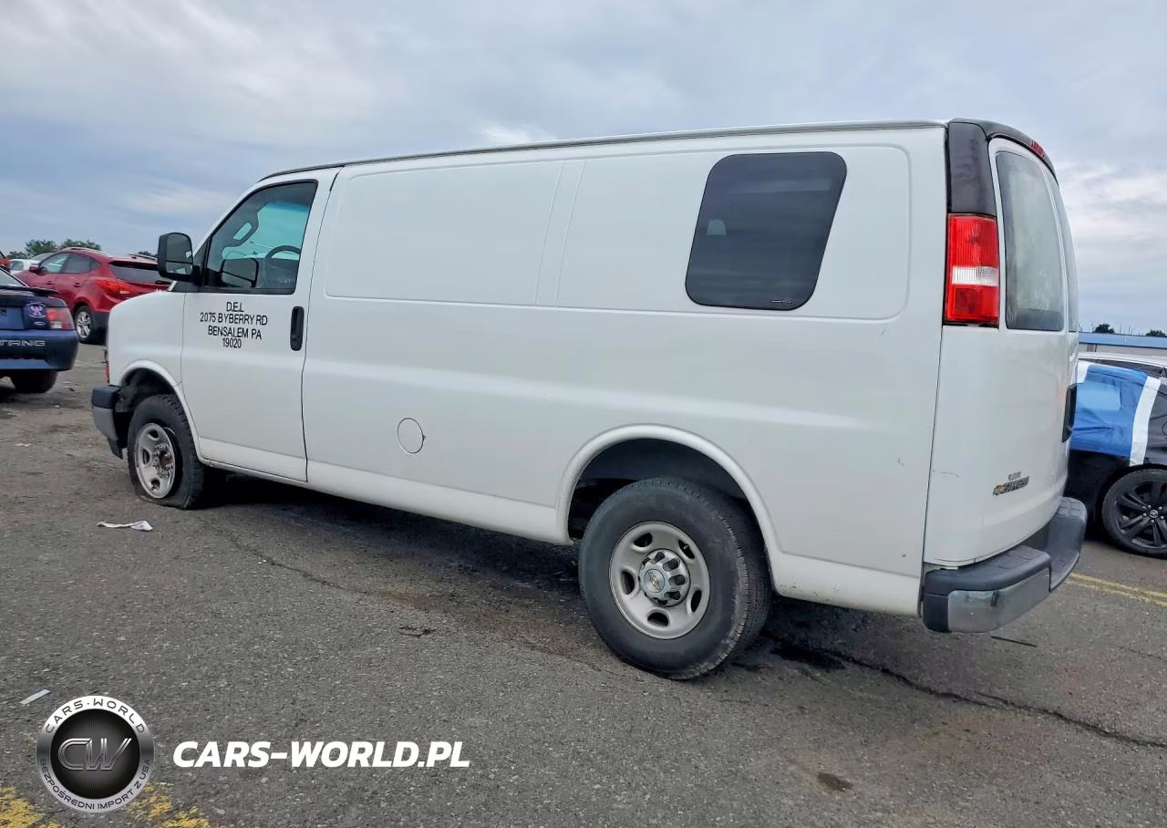 2022 Chevrolet Express G2500 VIN:1GCWGAFP7N1277620 - 2