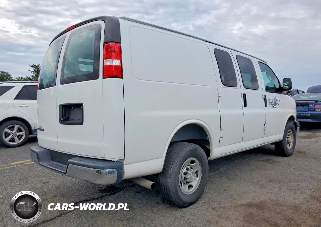 2022 Chevrolet Express G2500 VIN:1GCWGAFP7N1277620 - 3