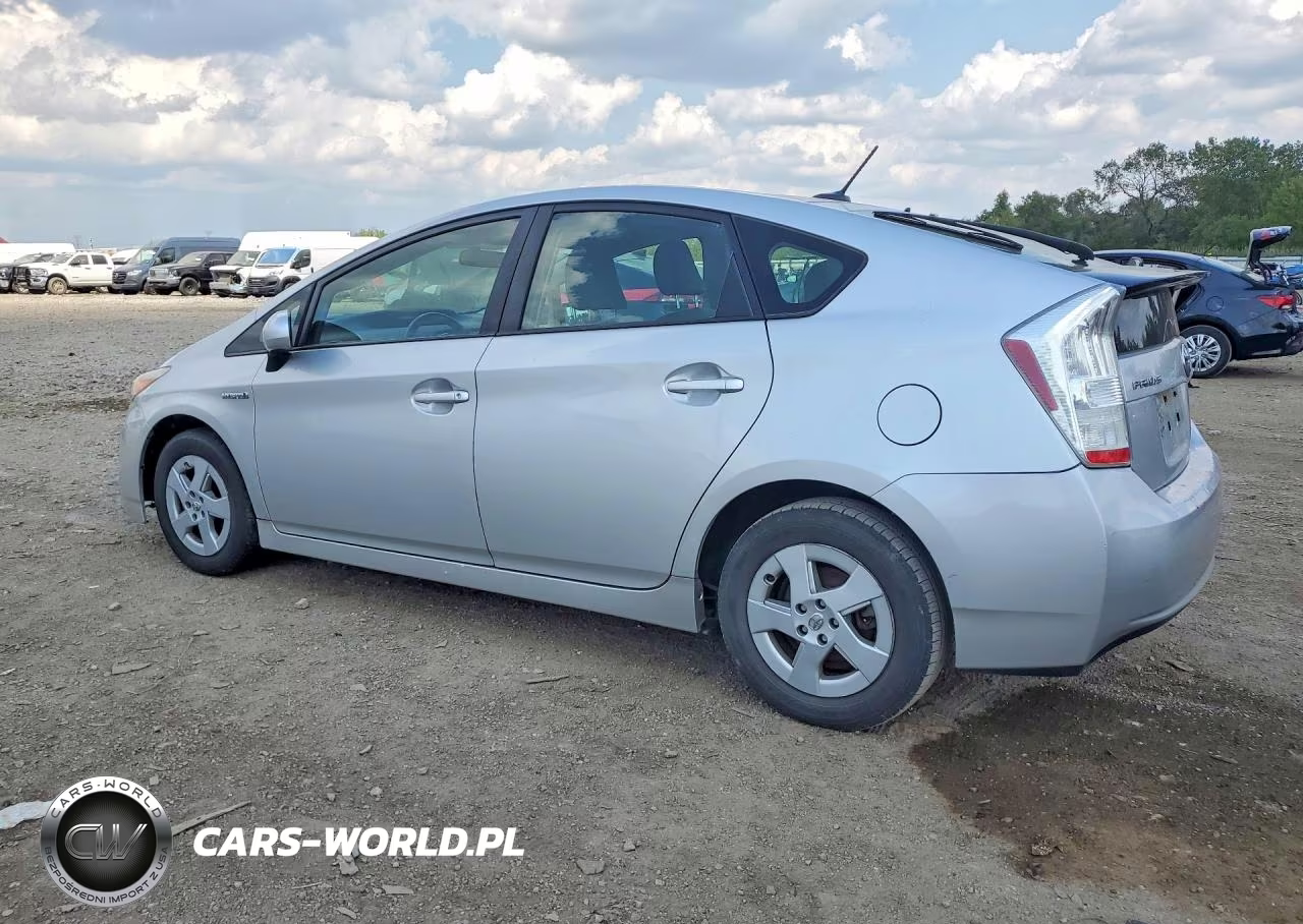 2021 Toyota Prius Ii VIN:JTDKN3DU8A0045620 - 2