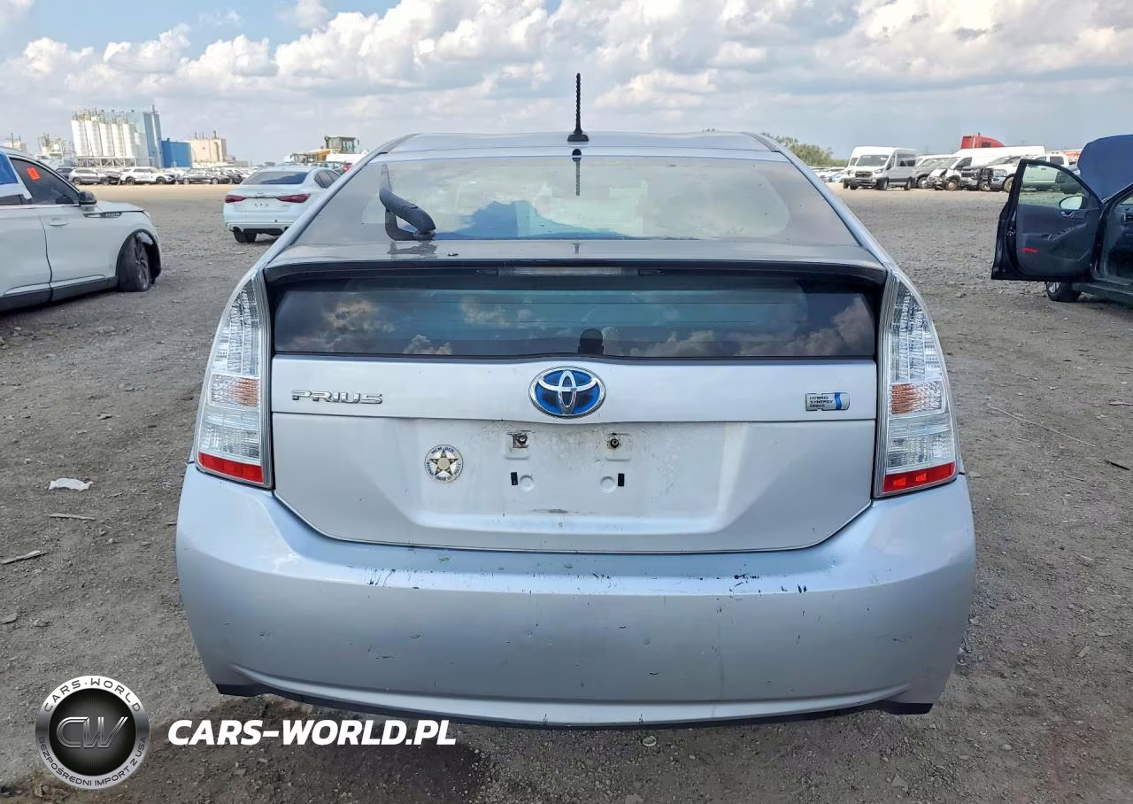 2021 Toyota Prius Ii VIN:JTDKN3DU8A0045620 - 6