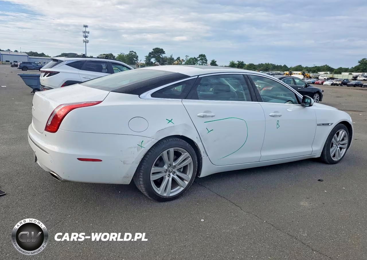 2012 Jaguar Xjl VIN:SAJWA2GB9CLV32698 - 3