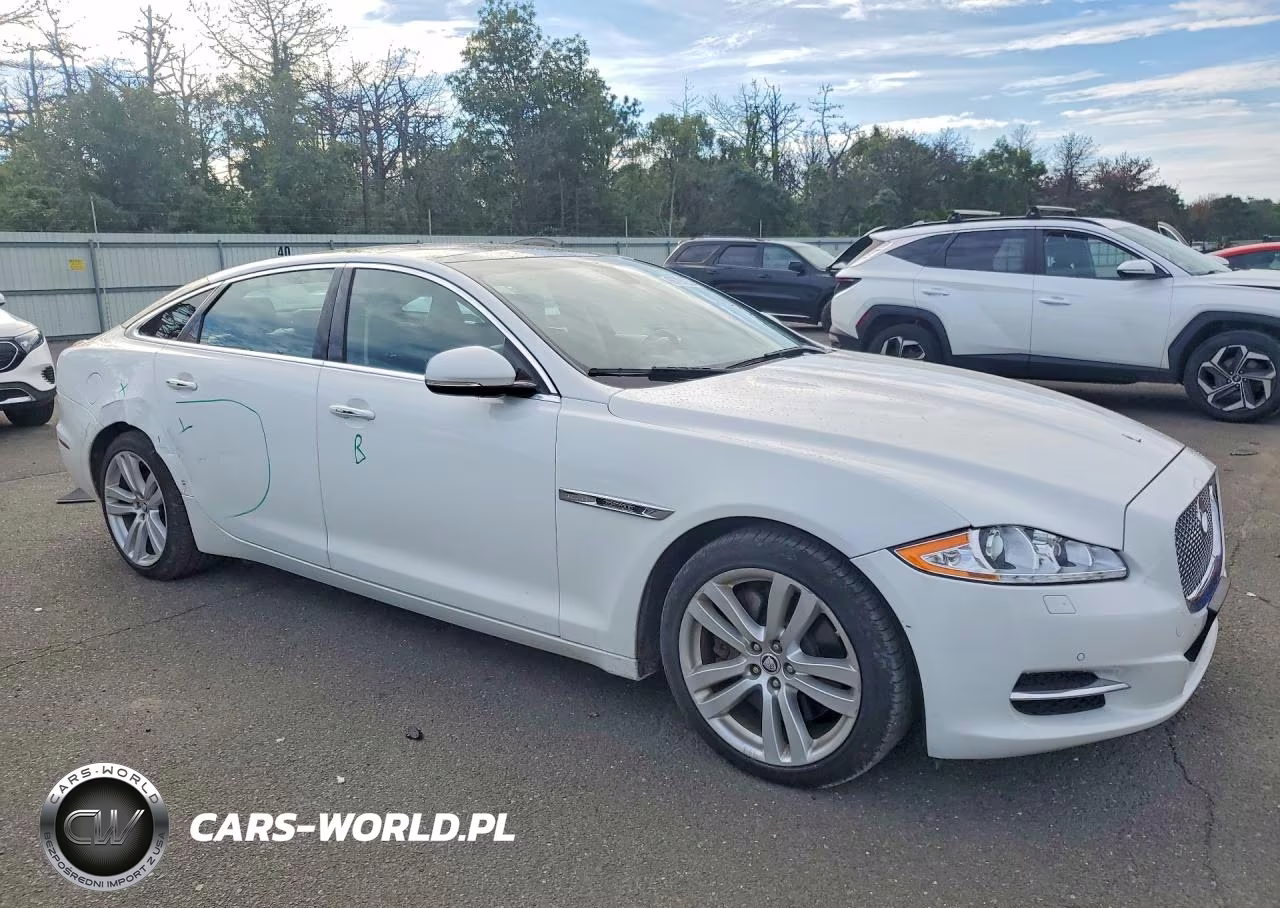 2012 Jaguar Xjl VIN:SAJWA2GB9CLV32698 - 4