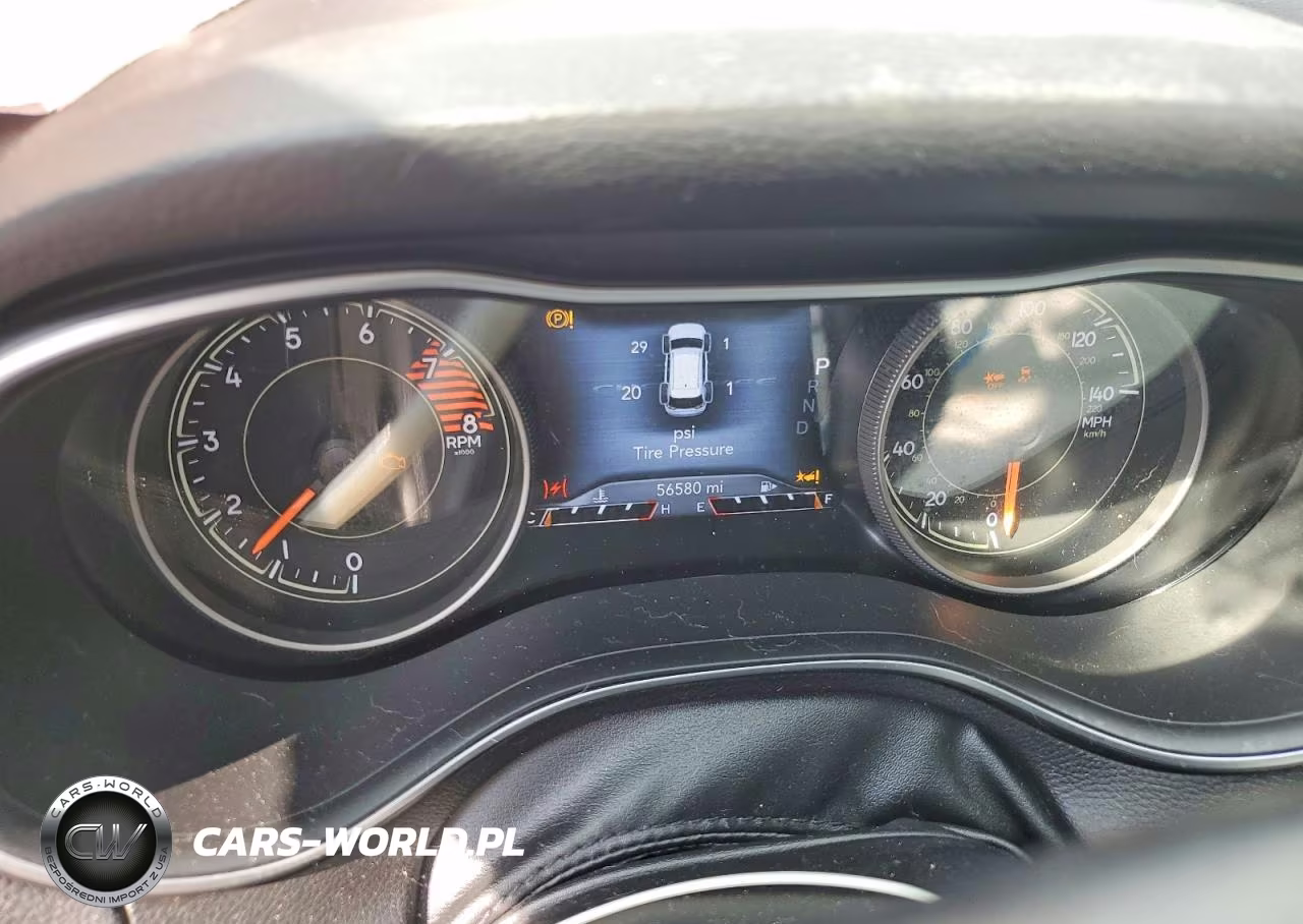 2021 Jeep Cherokee Latitude Lux VIN:1C4PJLMX9MD177262 - 9