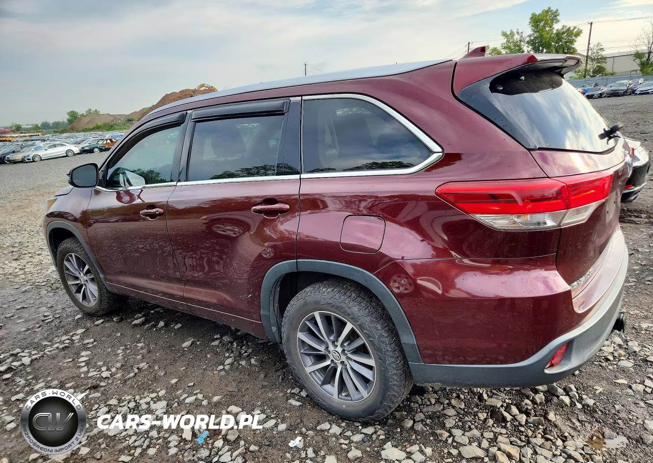 2017 Toyota Highlander Xle VIN:5TDKZRFH0HS196434 - 2