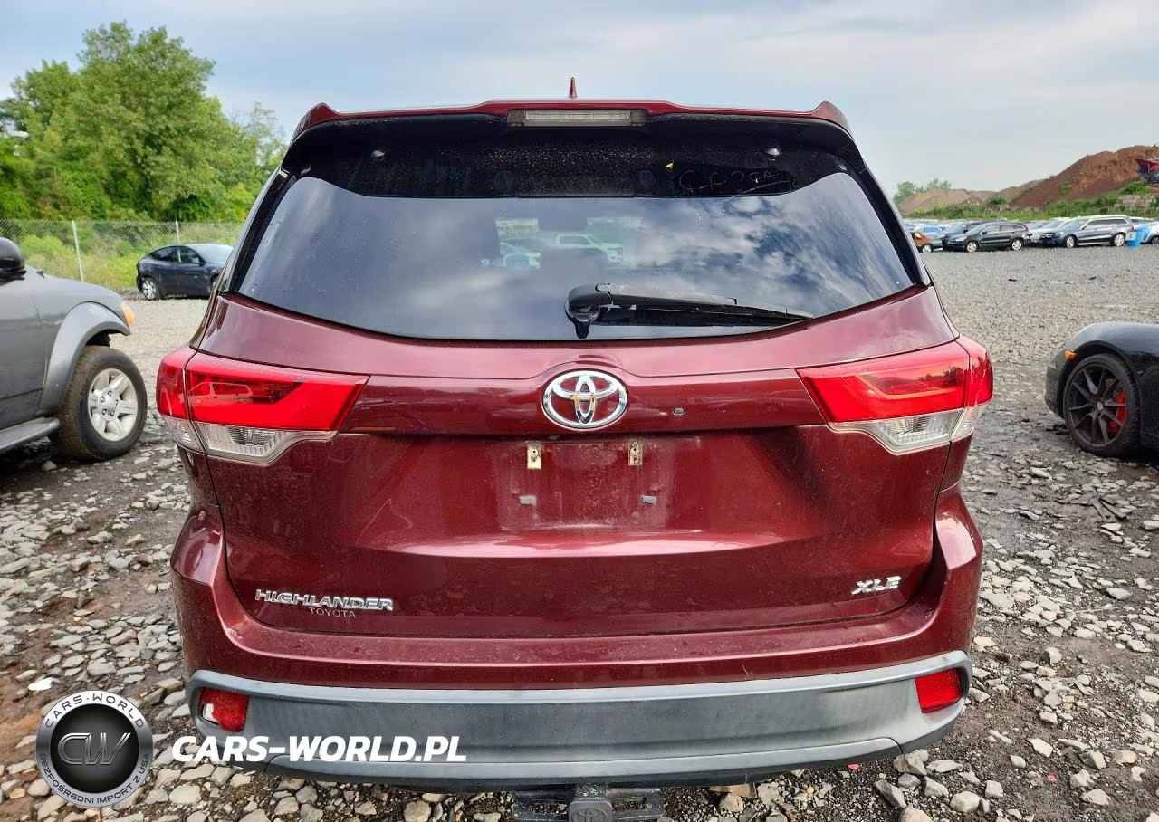 2017 Toyota Highlander Xle VIN:5TDKZRFH0HS196434 - 6