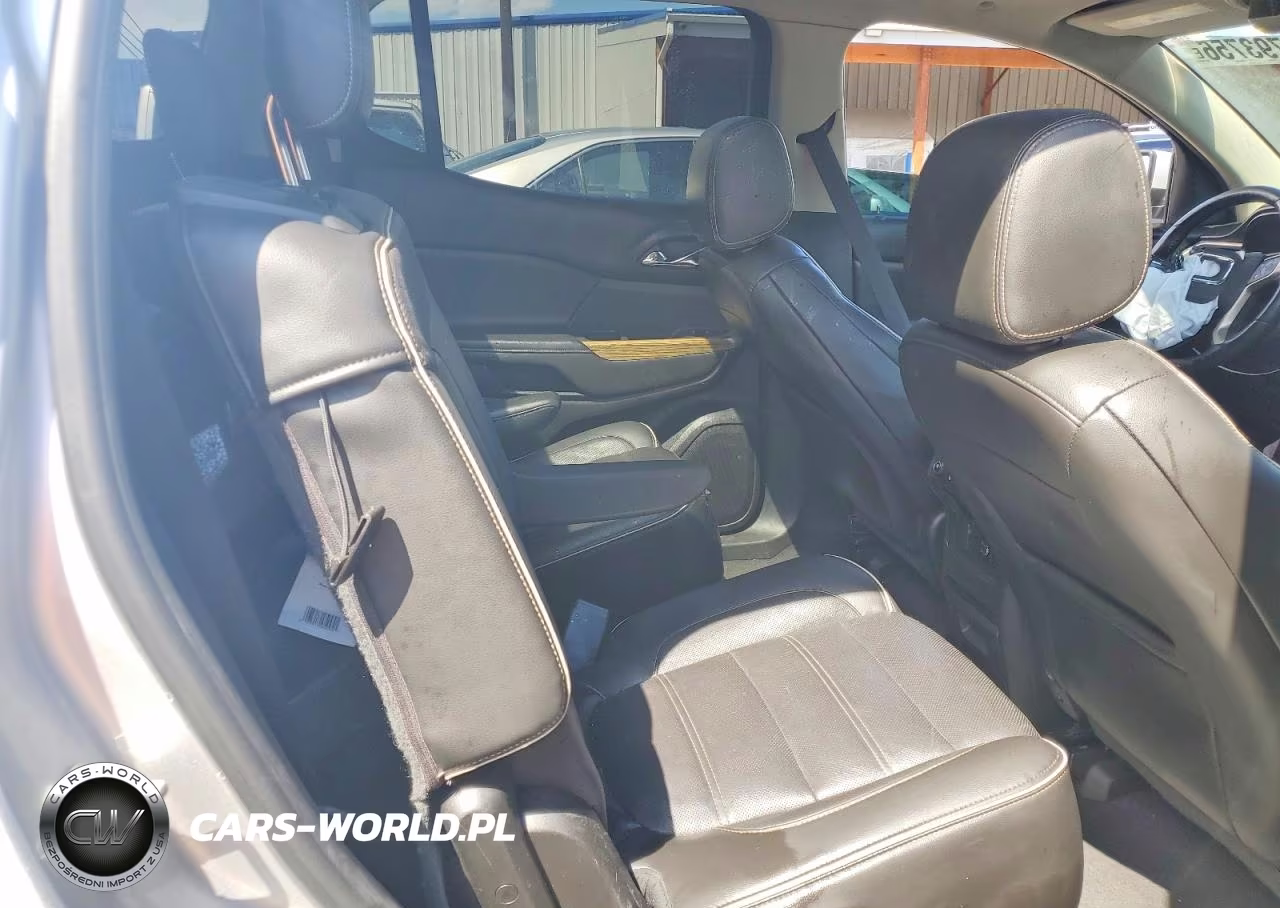2017 GMC Acadia Denali VIN:1GKKNXLS0HZ315120 - 10