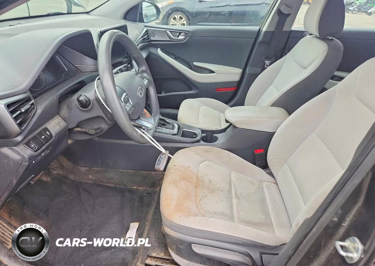 2021 Hyundai Ioniq Blue VIN:KMHC65LC8MU252751 - 7