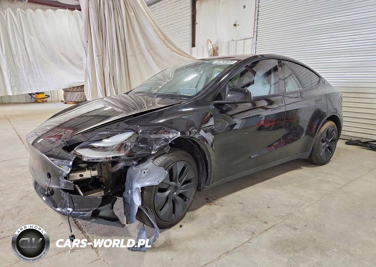 2025 Tesla Model Y – zdjęcie 1 z 13