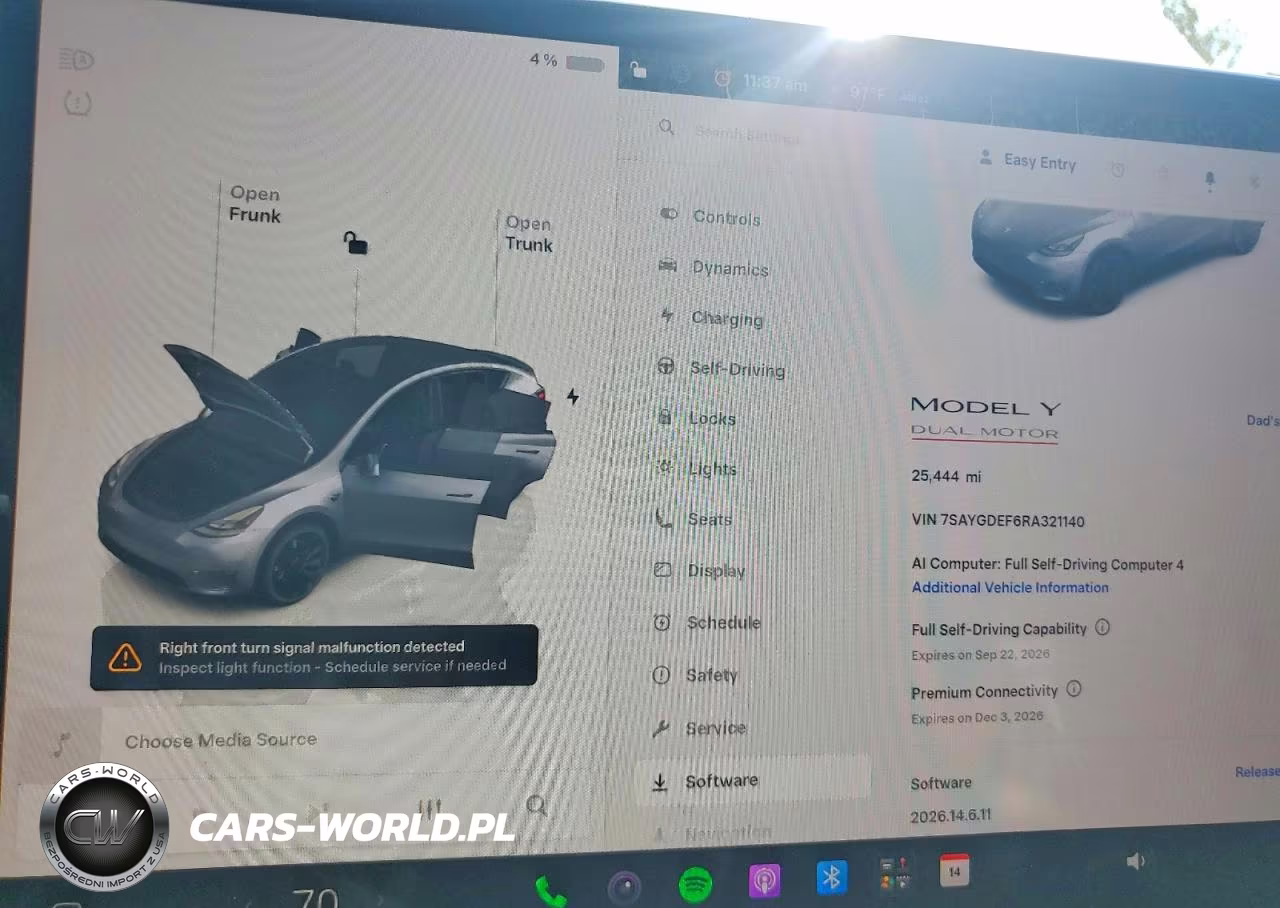 2024 Tesla Model Y VIN:7SAYGDEF6RA321140 - 9