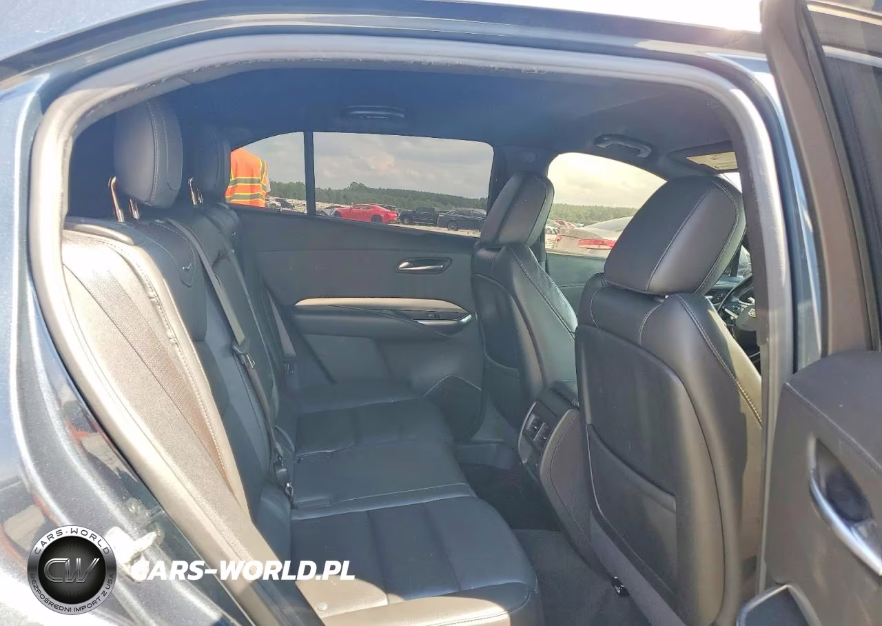 2021 Cadillac Xt4 Premium Luxury VIN:1GYFZCR41MF003946 - 10