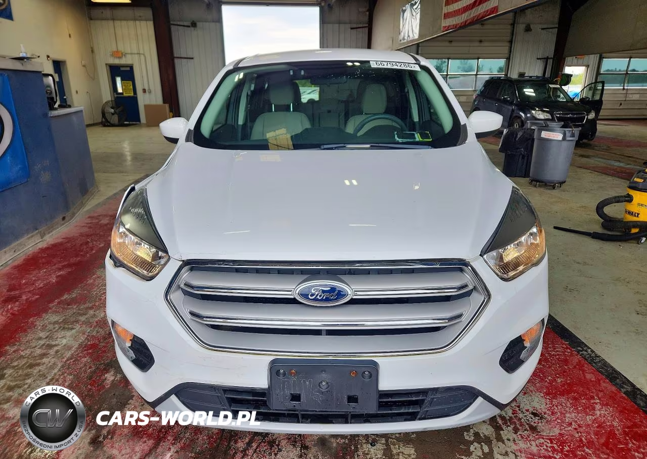 2019 Ford Escape Se VIN:1FMCU9GD5KUB97995 - 5