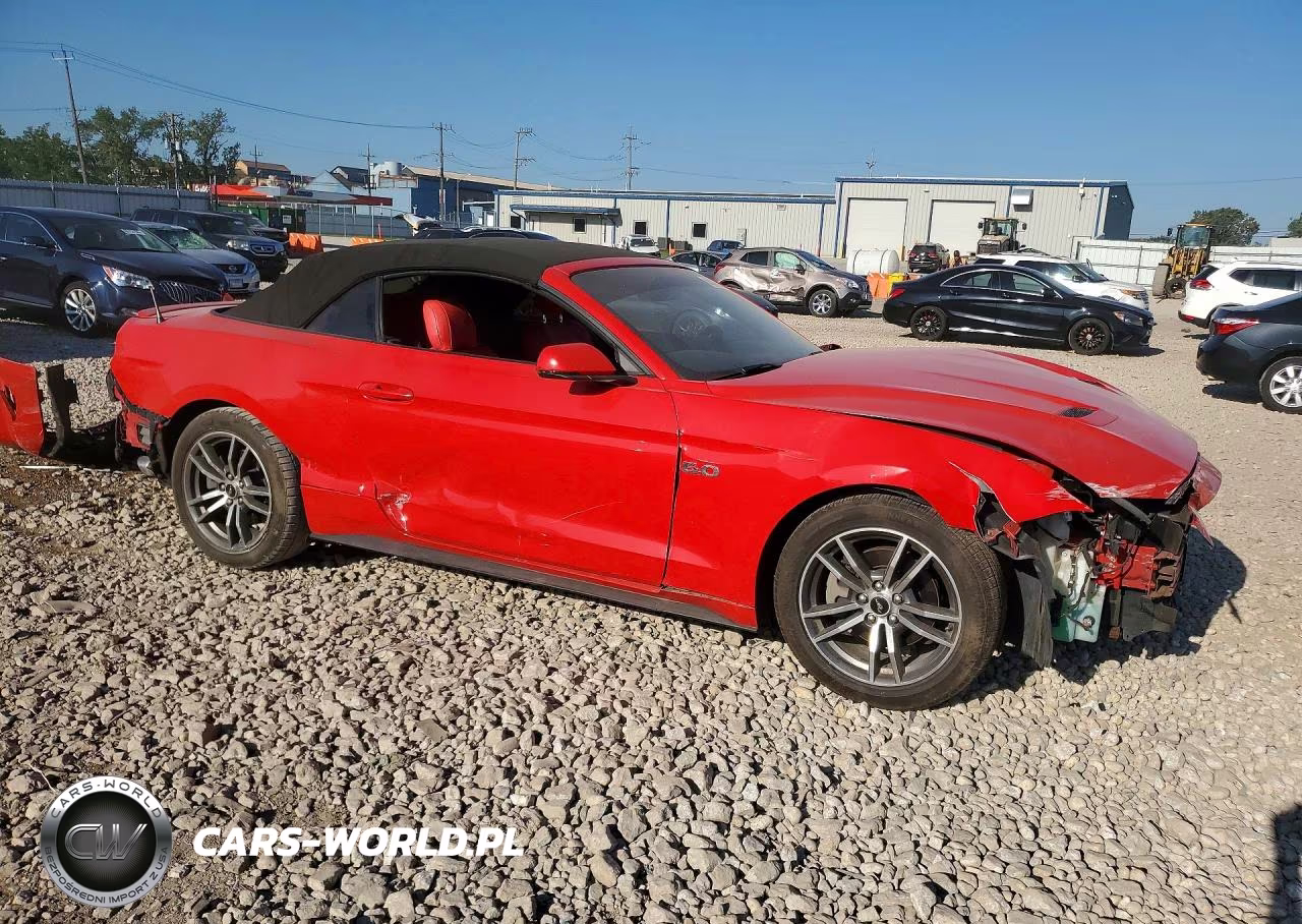 2018 Ford Mustang VIN:1FATP8UH5J5132933 - 4