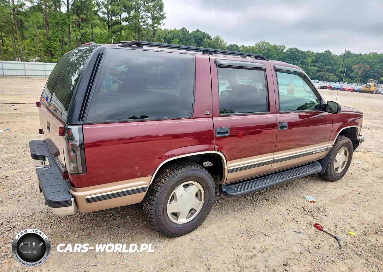 1999 Chevrolet Tahoe K1500 VIN:1GNEK13R6XJ311251 - 3