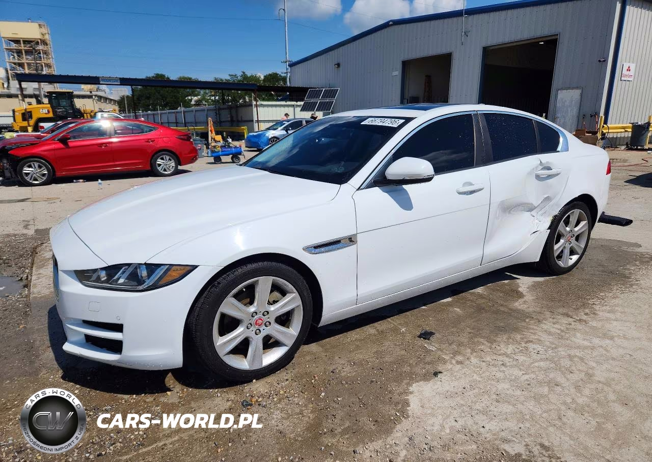 2018 Jaguar Xe Premium VIN:SAJAD4FX4JCP35148 - 1