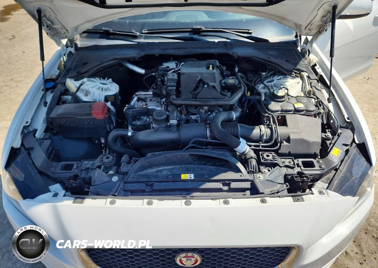 2018 Jaguar Xe Premium VIN:SAJAD4FX4JCP35148 - 11
