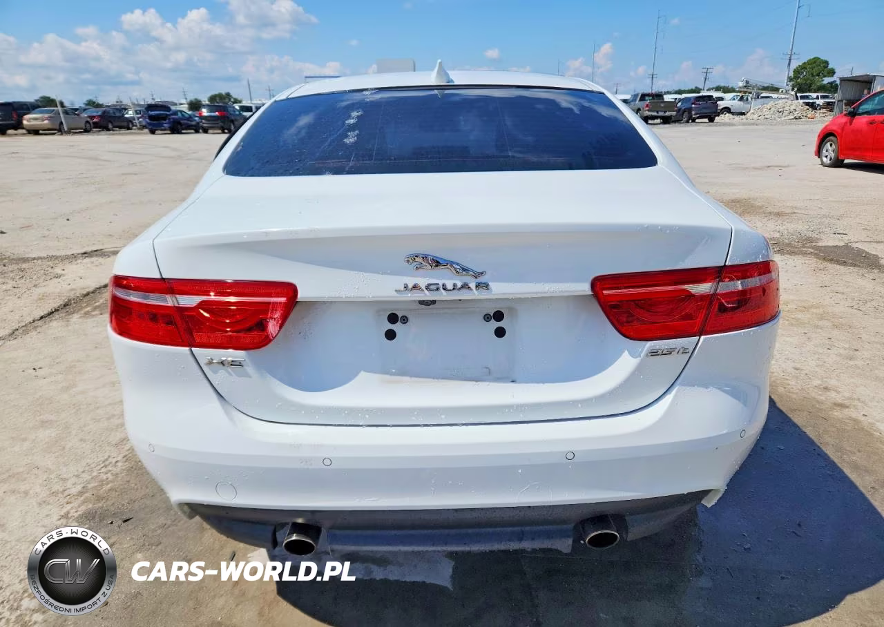 2018 Jaguar Xe Premium VIN:SAJAD4FX4JCP35148 - 6