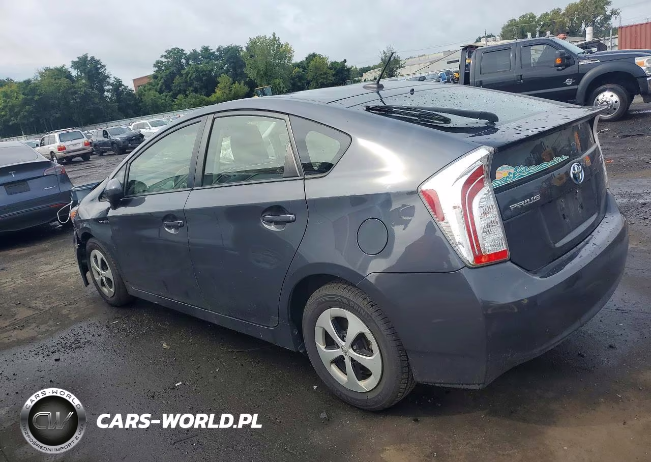 2013 Toyota Prius Four VIN:JTDKN3DU7D5690640 - 2