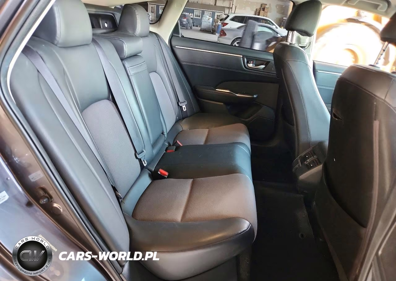 2020 Honda Clarity VIN:JHMZC5F15LC000055 - 10