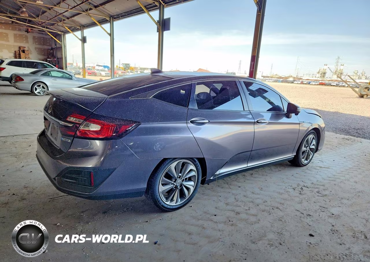 2020 Honda Clarity VIN:JHMZC5F15LC000055 - 3