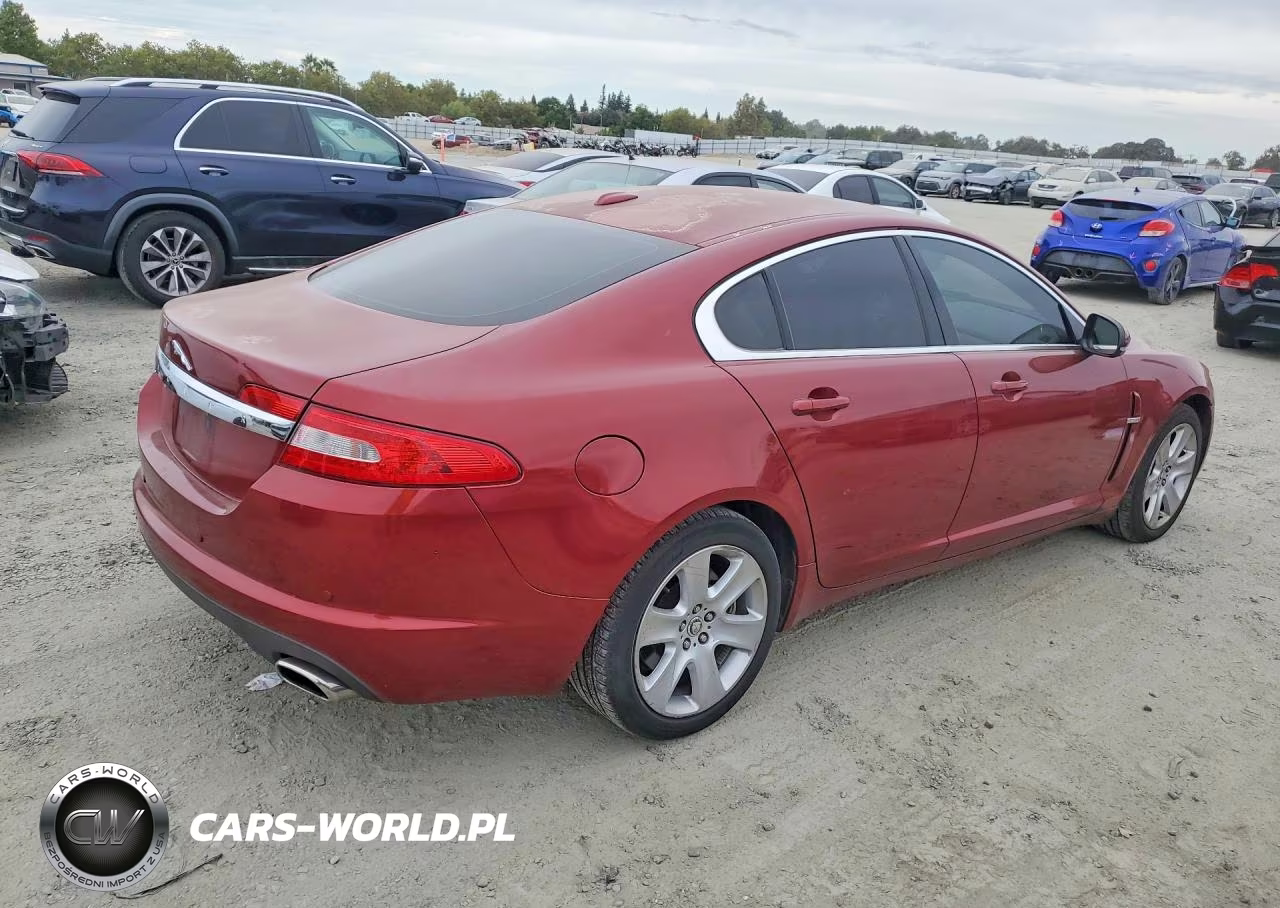 2010 Jaguar Xf Luxury VIN:SAJWA0FA9AHR55438 - 3