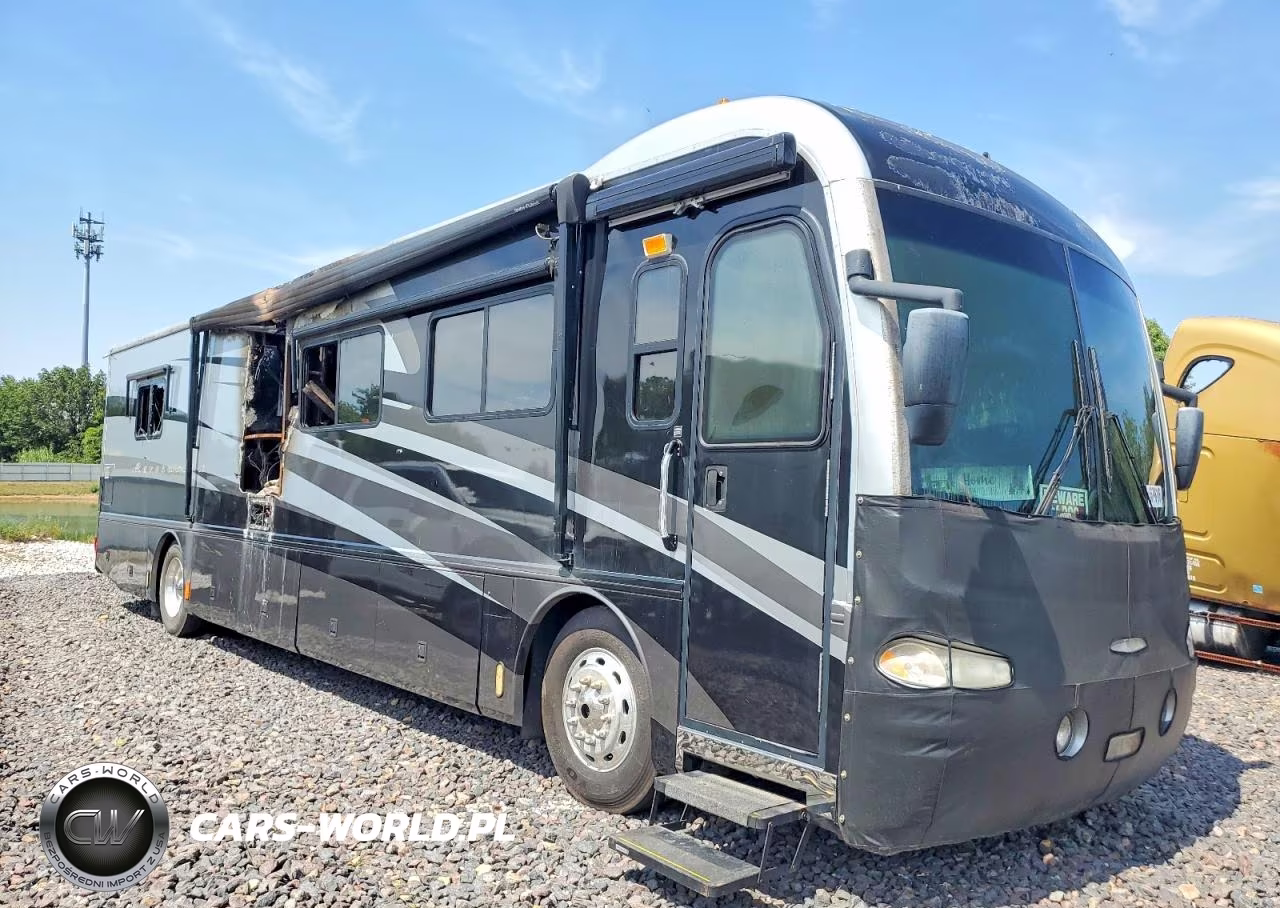 2003 Freightliner Rv