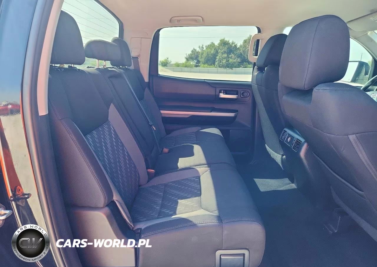 2018 Toyota Tundra Crewmax Sr5 VIN:5TFEY5F1XJX232058 - 10