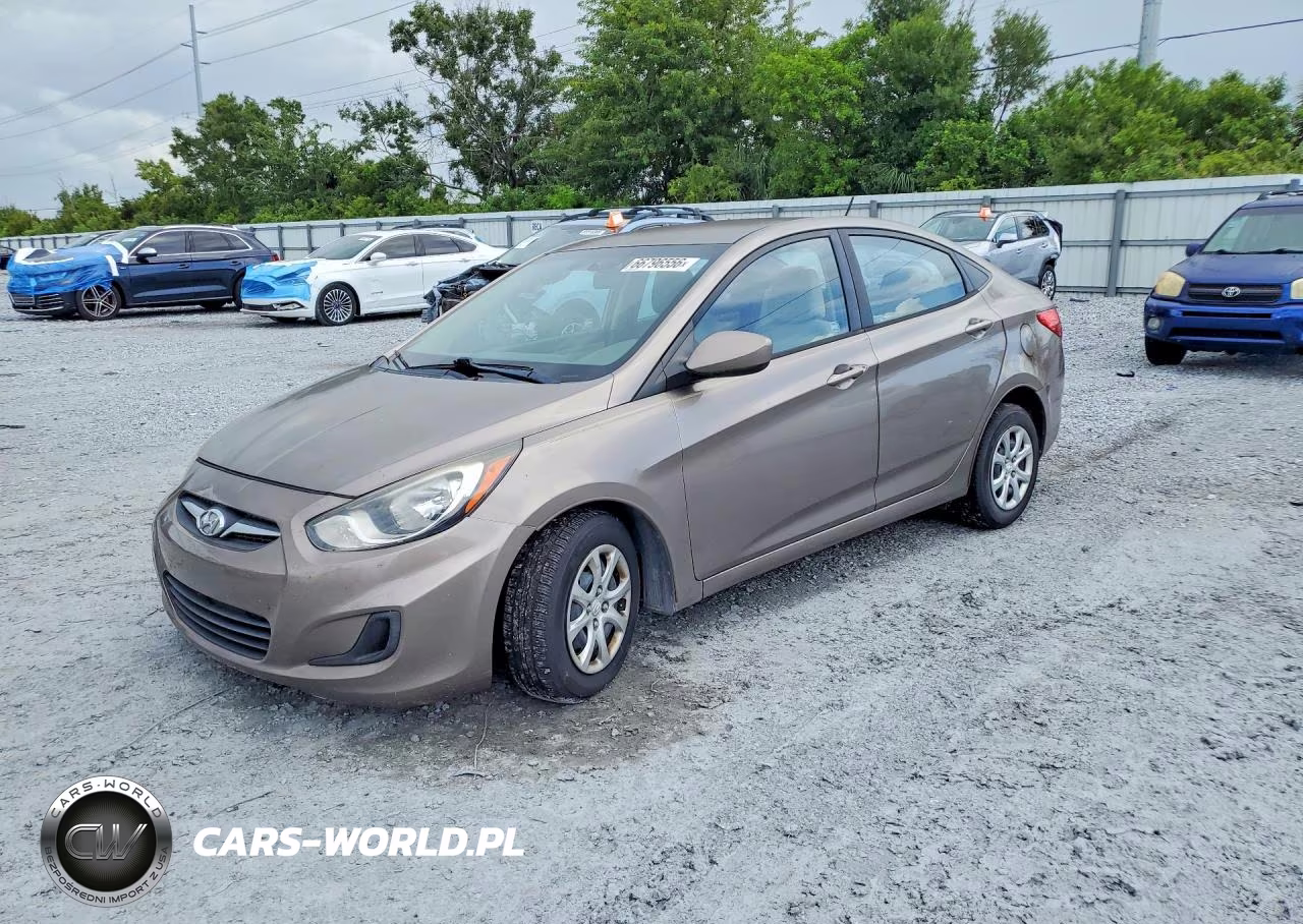 2013 Hyundai Accent Gls – zdjęcie 1 z 12