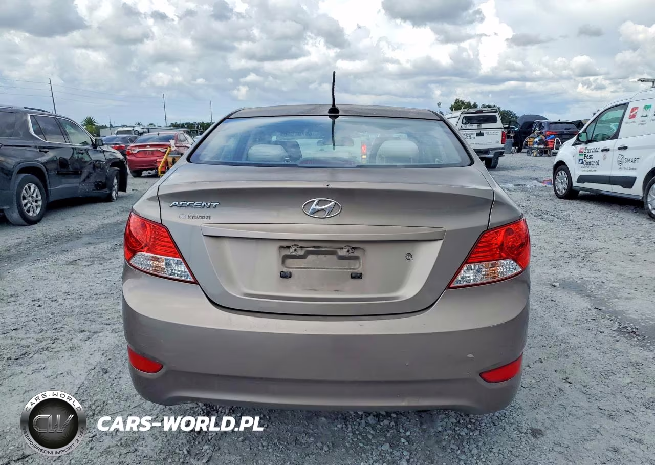 2013 Hyundai Accent Gls VIN:KMHCT4AE9DU571549 - 6