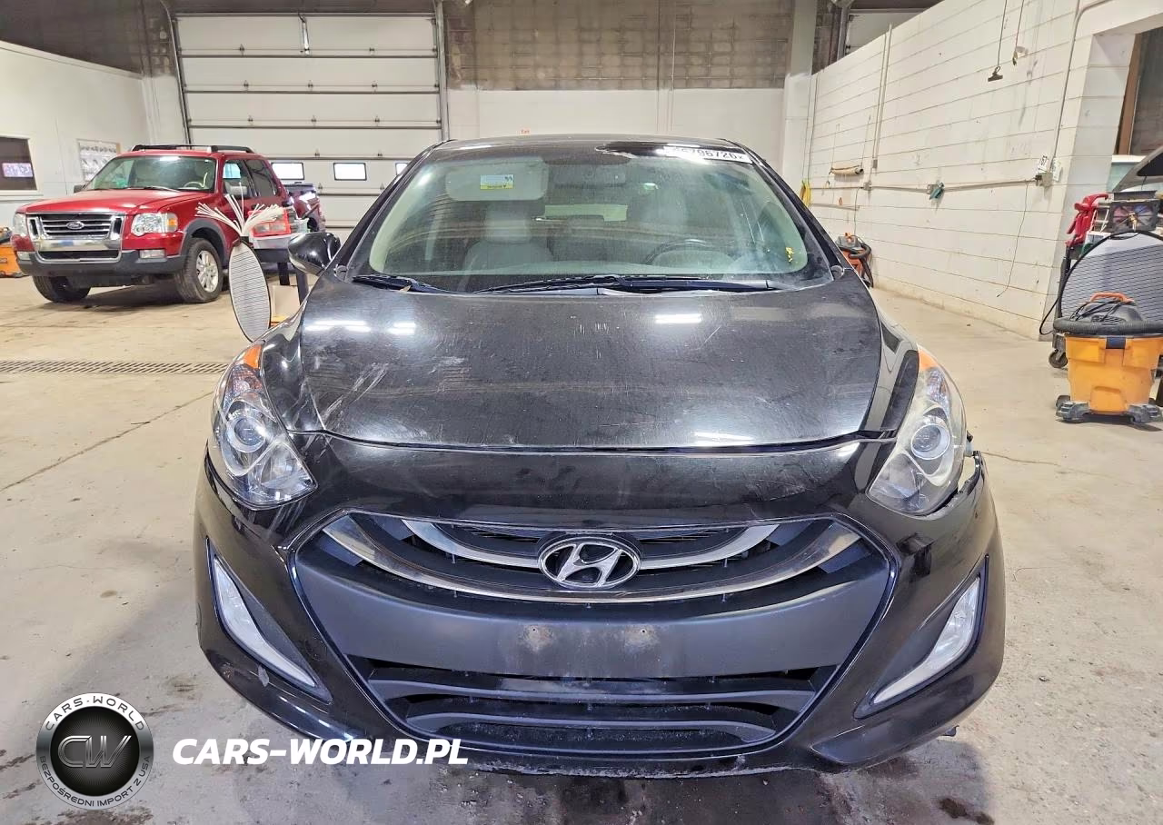 2013 Hyundai Elantra Gt Base VIN:KMHD35LE7DU088813 - 5