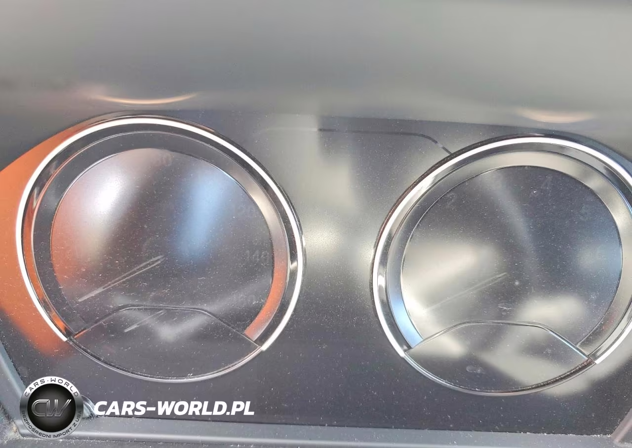 2020 BMW X2 xDrive28I VIN:WBXYJ1C06L5P62843 - 9