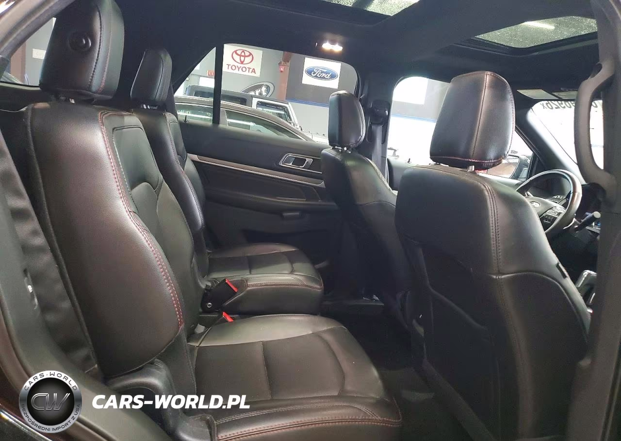 2018 Ford Explorer Sport VIN:1FM5K8GT8JGC60553 - 11