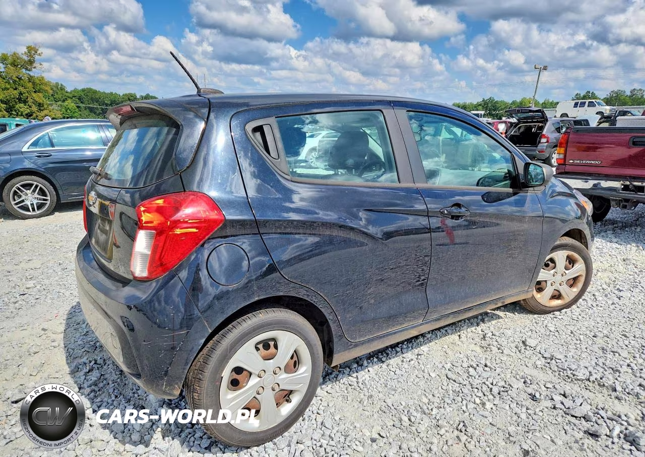 2019 Chevrolet Spark Ls VIN:KL8CB6SA3KC808837 - 3