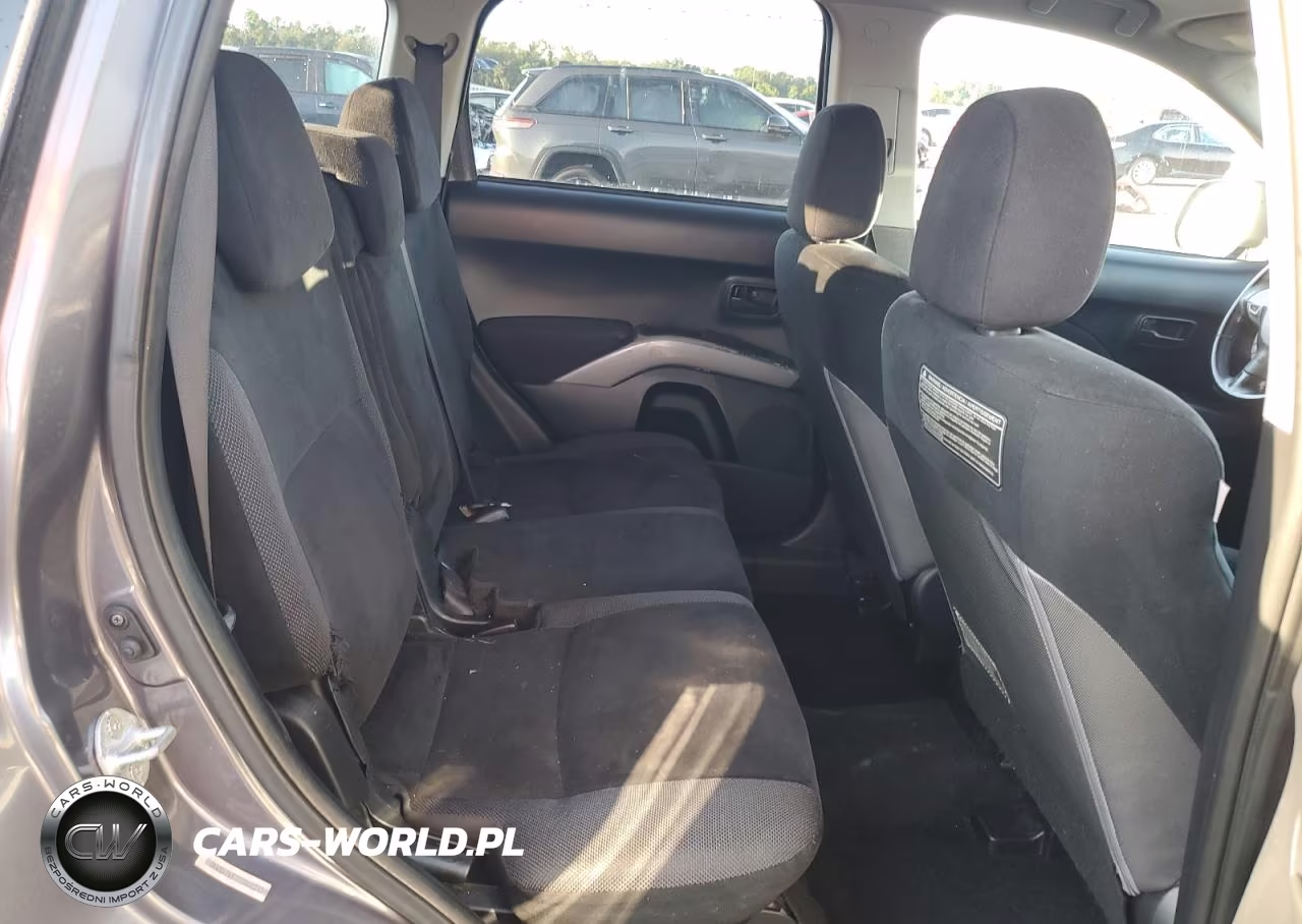 2008 Mitsubishi Outlander Ls VIN:JA4MS31X38Z008295 - 10