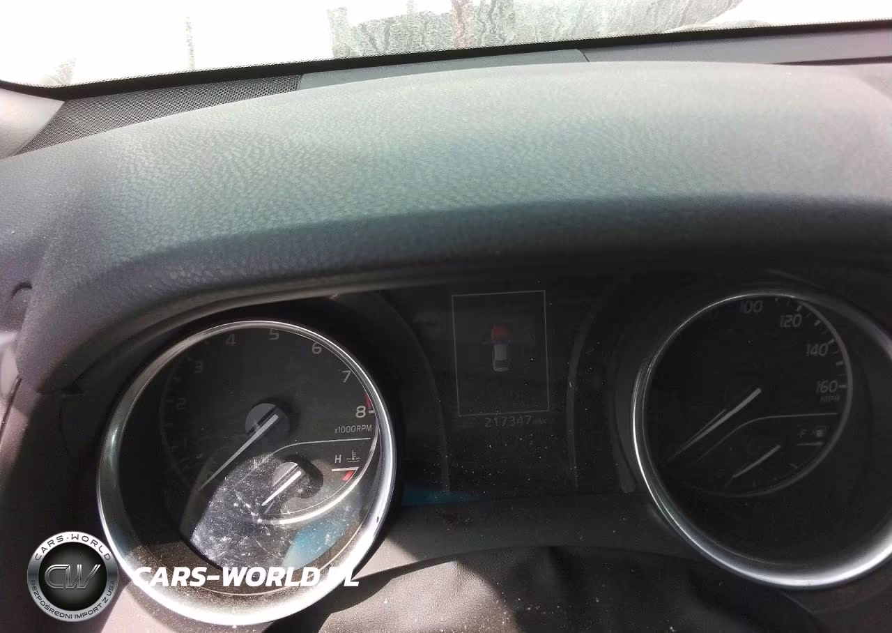 2018 Toyota Camry Se VIN:4T1B11HK9JU065579 - 9
