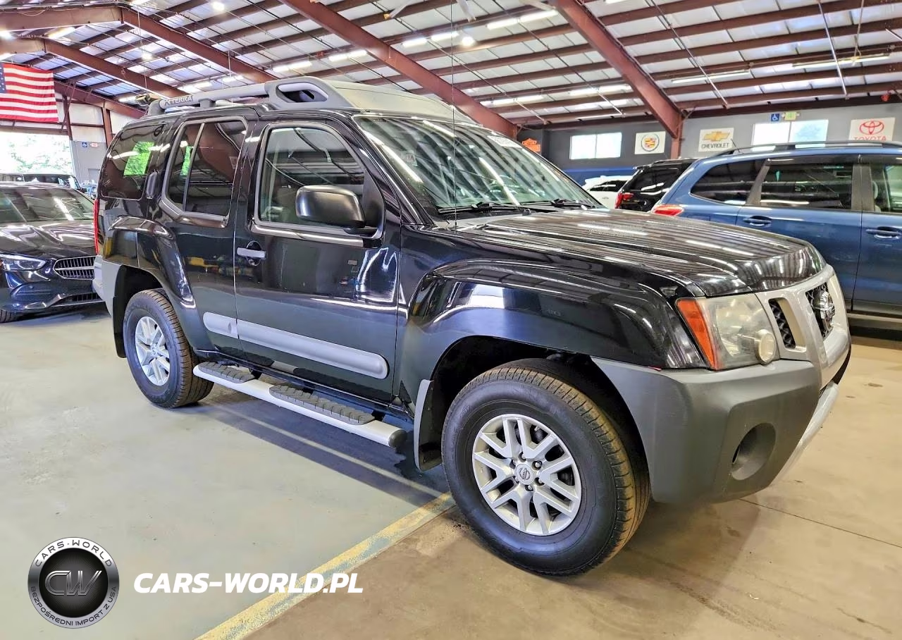2015 Nissan Xterra S VIN:5N1AN0NW1FN662079 - 4