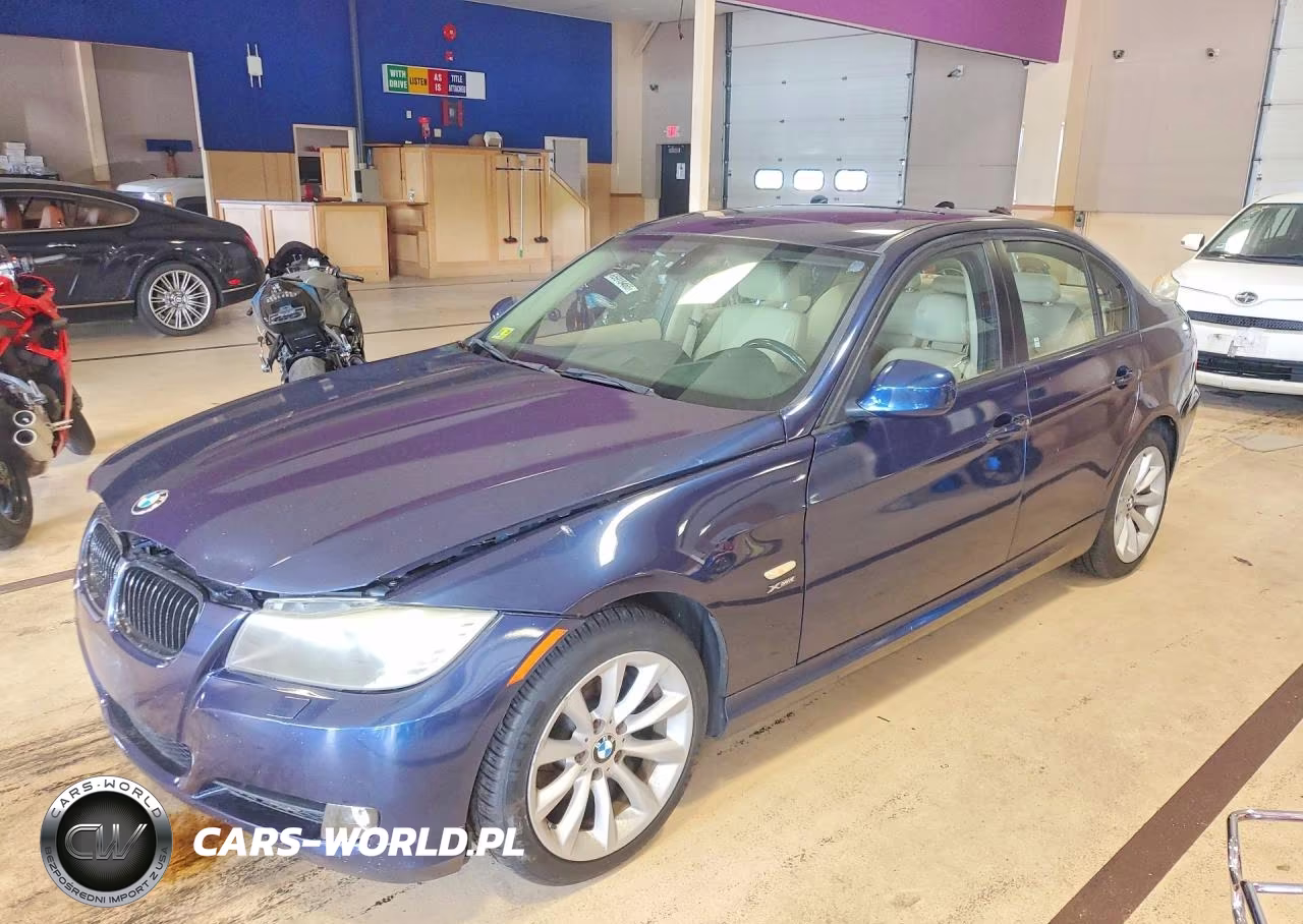 2011 BMW 328I xDrive – zdjęcie 1 z 12