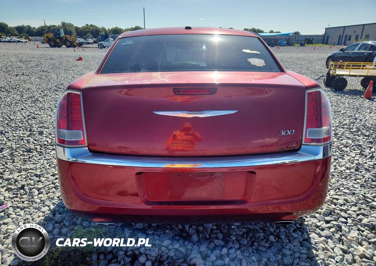 2012 Chrysler 300 VIN:2C3CCAAG4CH184546 - 6