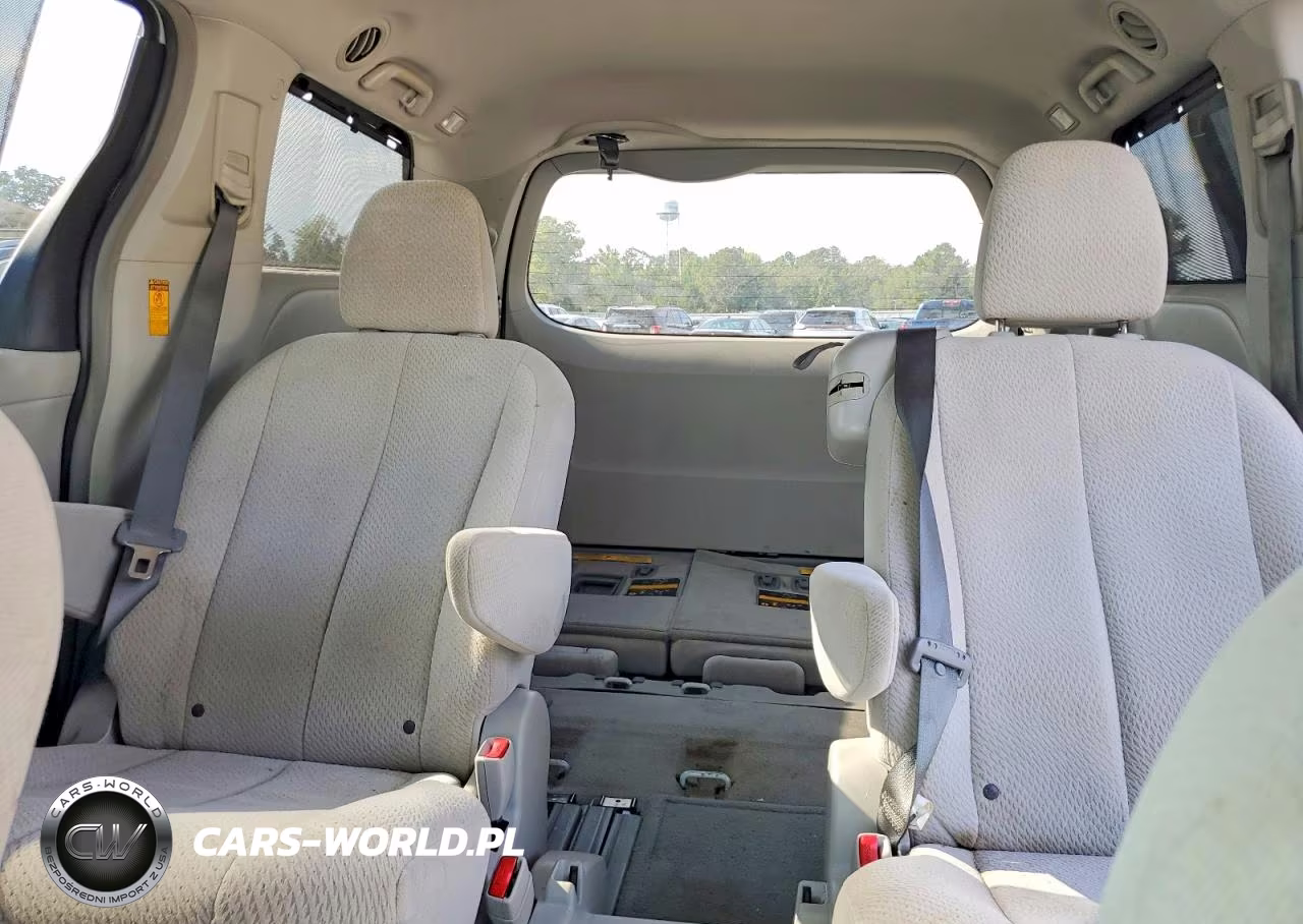 2014 Toyota Sienna Le VIN:5TDKK3DC8ES405942 - 10