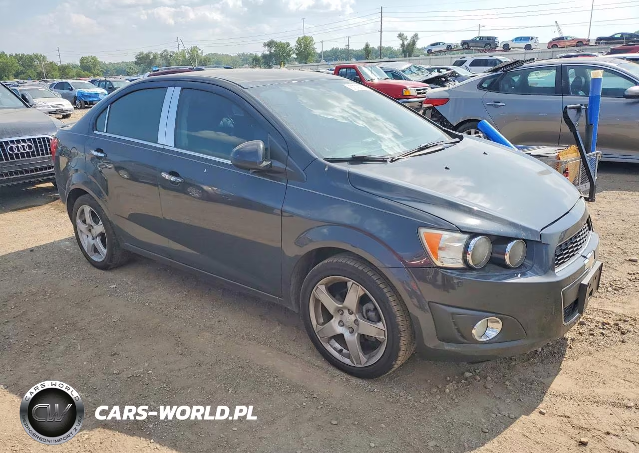 2015 Chevrolet Sonic Ltz VIN:1G1JE5SBXF4109500 - 4