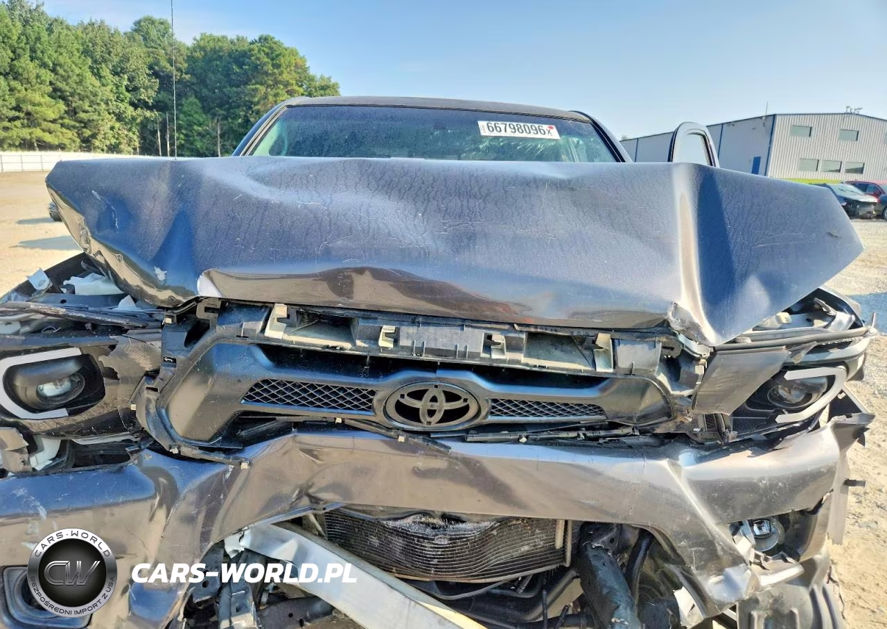 2012 Toyota Tacoma V6 VIN:3TMLU4EN1CM092654 - 11