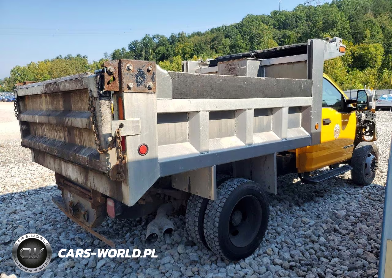 2019 Ford F550 Super Duty VIN:1FDUF5HT6KEC37167 - 3