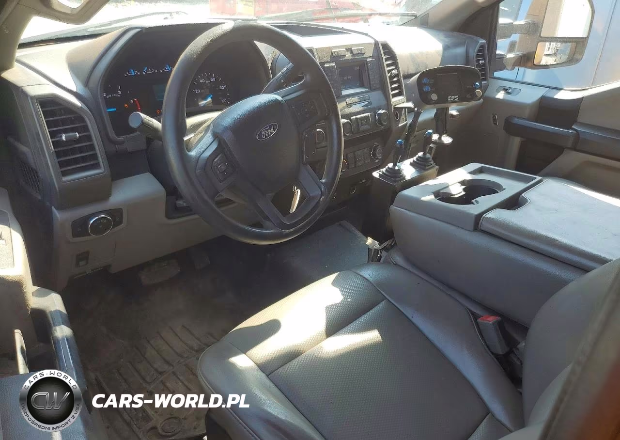 2019 Ford F550 Super Duty VIN:1FDUF5HT6KEC37167 - 8