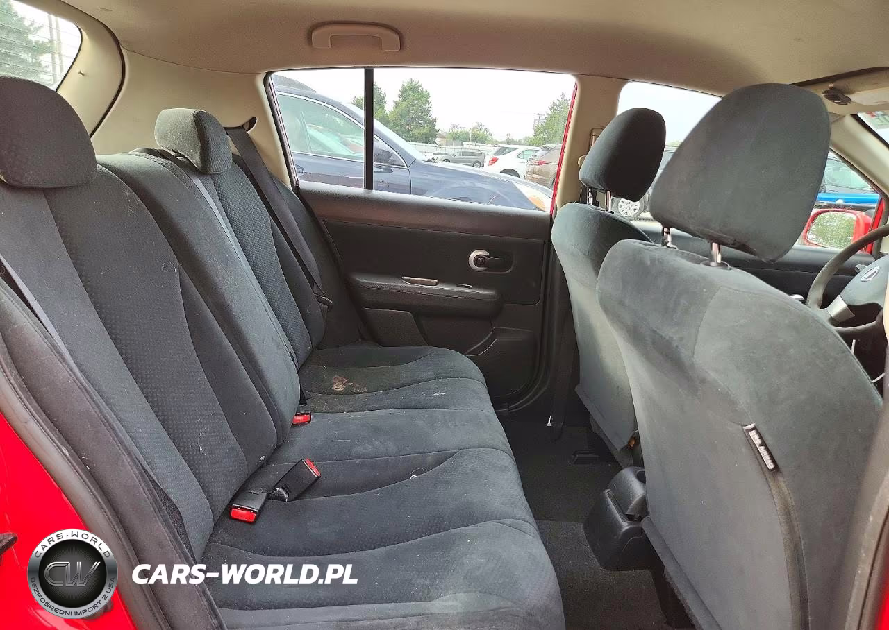 2010 Nissan Versa 1.8 S VIN:3N1BC1CP2AL426133 - 10