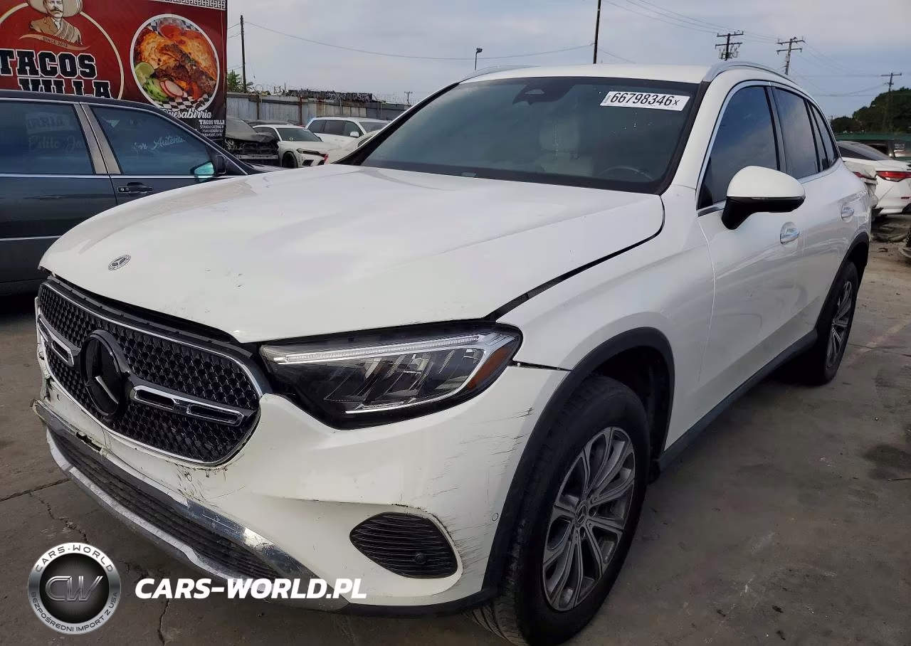 2023 Mercedes-Benz Glc 300 – zdjęcie 1 z 13