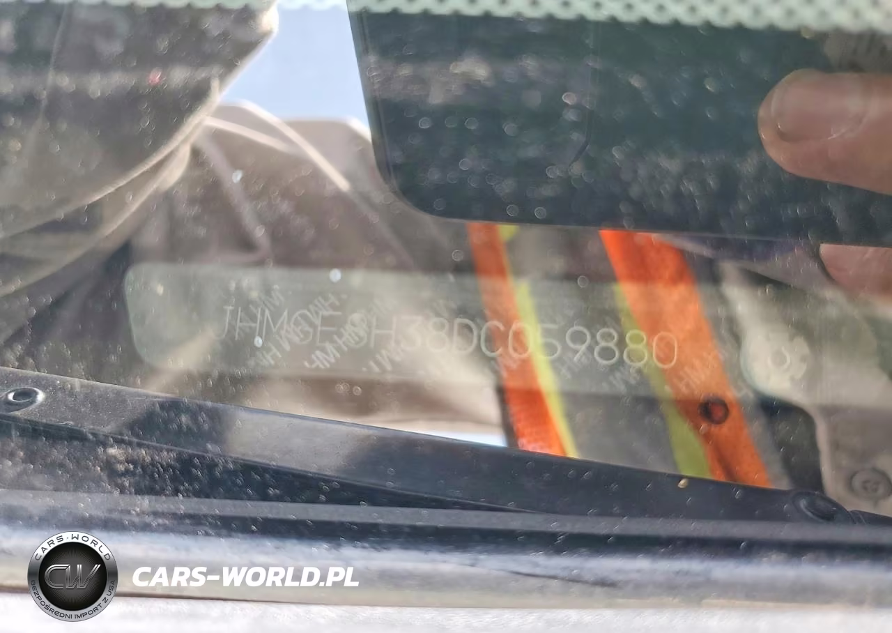 2013 Honda Fit VIN:JHMGE8H38DC059880 - 12