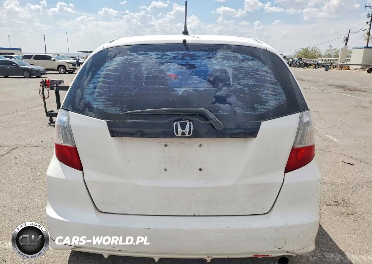 2013 Honda Fit VIN:JHMGE8H38DC059880 - 6