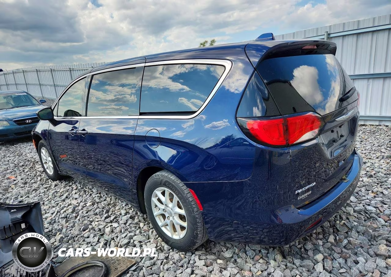 2017 Chrysler Pacifica Touring VIN:2C4RC1DG0HR708469 - 2