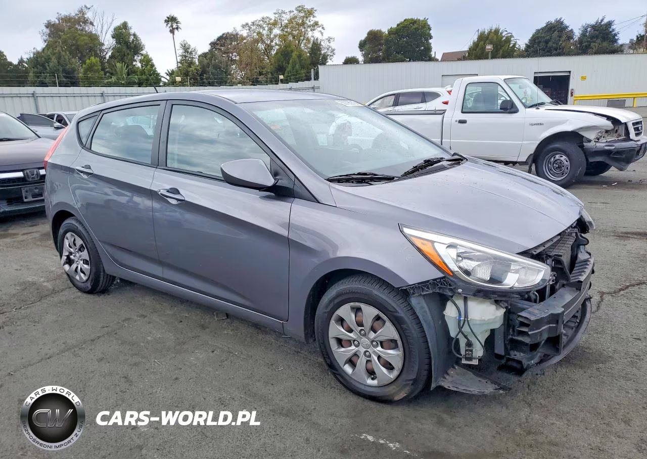 2015 Hyundai Accent Gs VIN:KMHCT5AE6FU233678 - 4